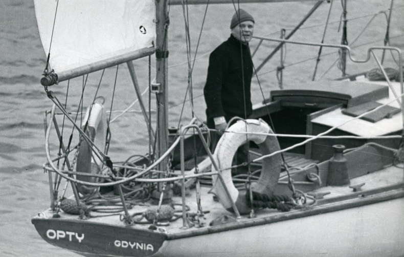 Płynę na Opty: wystawa o rejsie bez granic w Muzeum Wisły - GospodarkaMorska.pl