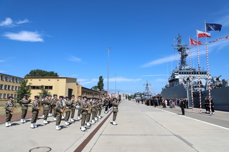 Święto Marynarki Wojennej w Świnoujściu - GospodarkaMorska.pl
