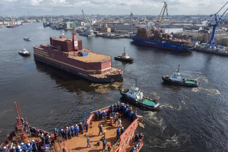 „Pływający Czarnobyl” ruszy do portu docelowego jeszcze w lipcu - GospodarkaMorska.pl