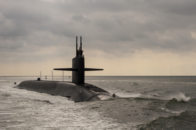 Rosja: Pożar na pokładzie atomowego okrętu podwodnego, zginęło 14 marynarzy - GospodarkaMorska.pl