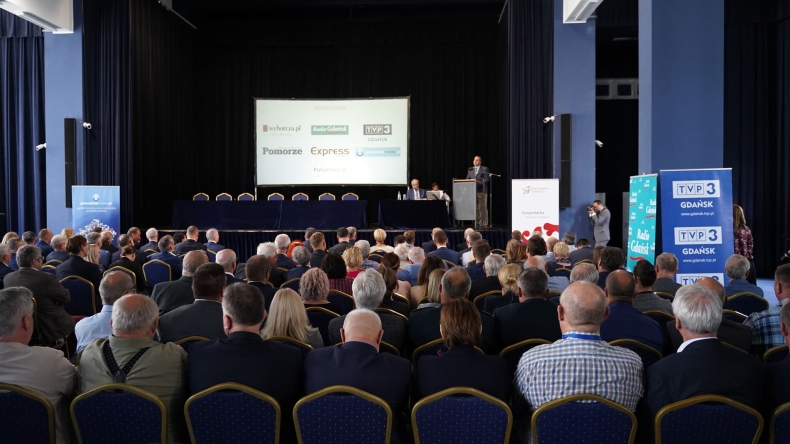 W Gdyni odbyła się konferencja „Uwarunkowania rozwojowe portów Gdańska i Gdyni” (foto, wideo) - GospodarkaMorska.pl