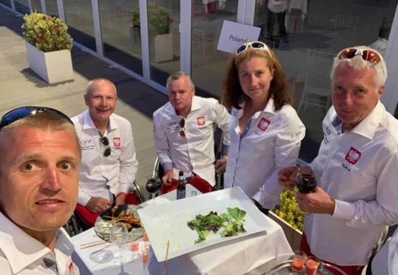 Piotr Cichocki i Olga Górnaś-Grudzień liderami MŚ żeglarzy z niepełnosprawnościami - GospodarkaMorska.pl