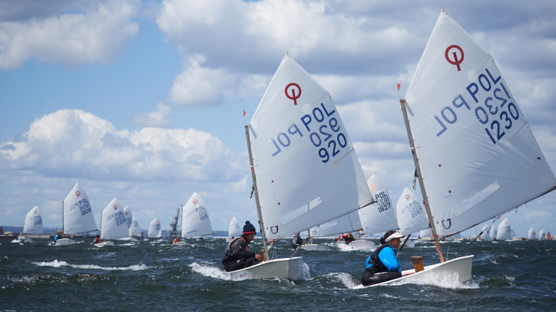 Podsumowanie Vector Sails Cup w klasie Optimist podczas LOTOS Nord Cup Gdańsk 2019 - GospodarkaMorska.pl
