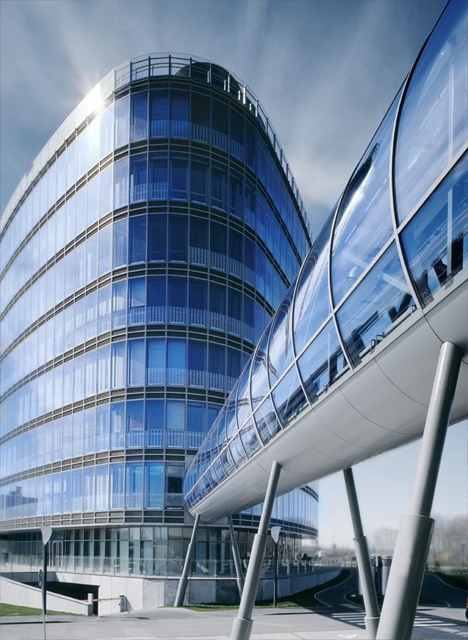 Dwóch wiceprezesów Lotosu odwołanych - GospodarkaMorska.pl