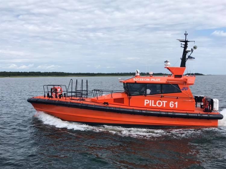 Pilot 61 już w Szczecinie - GospodarkaMorska.pl