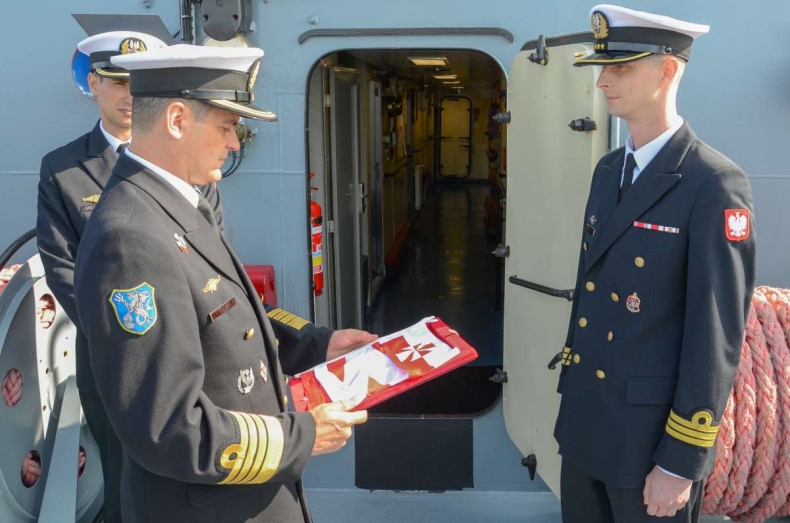 Nowy dowódca zbiornikowca ORP Bałtyk - GospodarkaMorska.pl