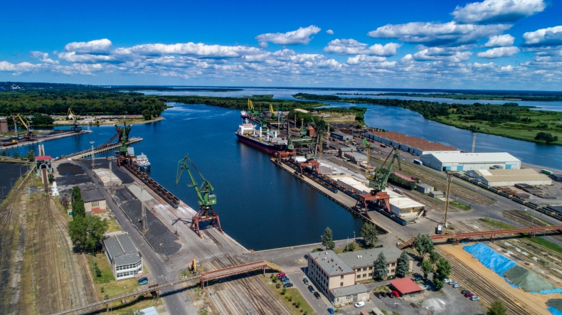 Bardzo dobre I półrocze w Bulk Cargo Port Szczecin [foto, wideo] - GospodarkaMorska.pl