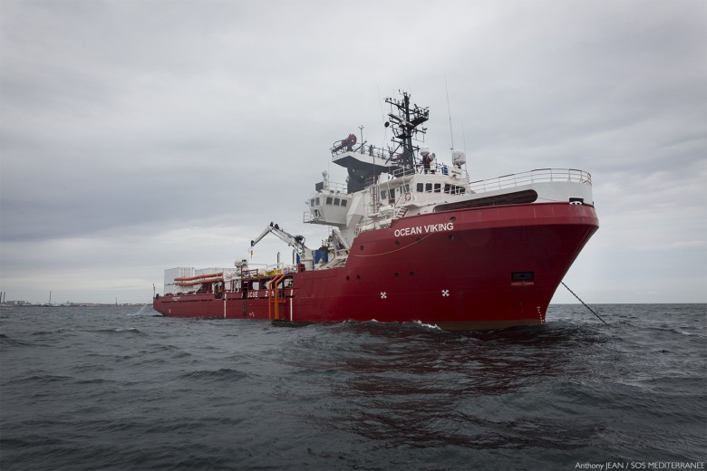 Statek Ocean Viking będzie ratował migrantów na Morzu Śródziemnym. Jednostka została przebudowana w Szczecinie - GospodarkaMorska.pl