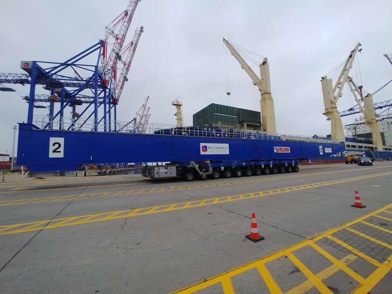 W DCT Gdańsk jeszcze w tym roku rozpoczną pracę nowoczesne suwnice RMG (foto, wideo) - GospodarkaMorska.pl