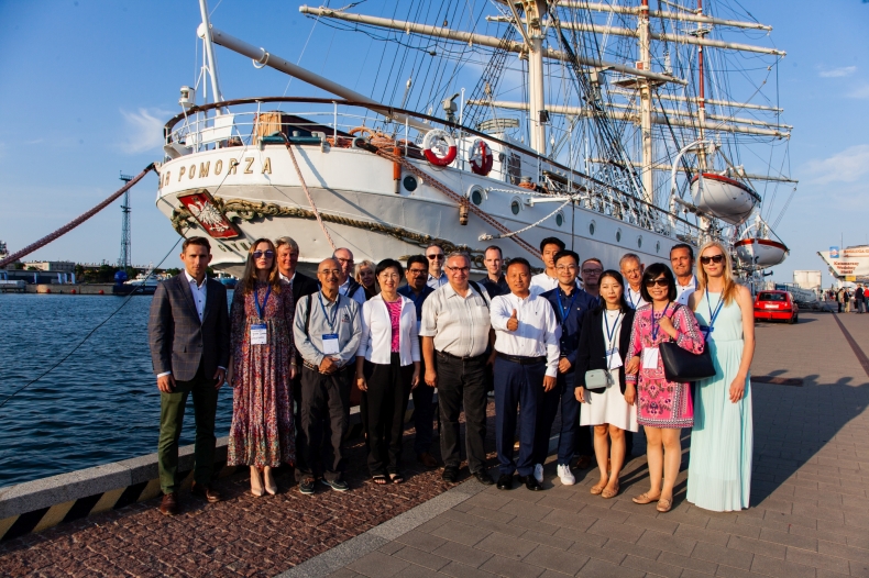 Amerykanie i Chińczycy oglądają polskie jachty (wideo) - GospodarkaMorska.pl