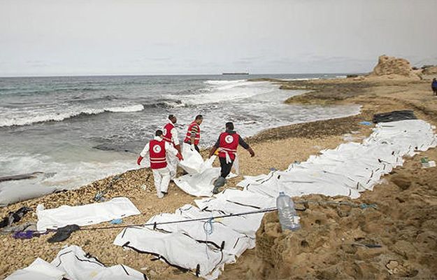 Czerwony Półksiężyc: nawet do 200 migrantów mogło zginąć u wybrzeży Libii - GospodarkaMorska.pl