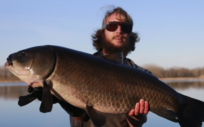 To najstarsza słodkowodna ryba świata świata. Pływała, kiedy nie było jeszcze Titanica - GospodarkaMorska.pl