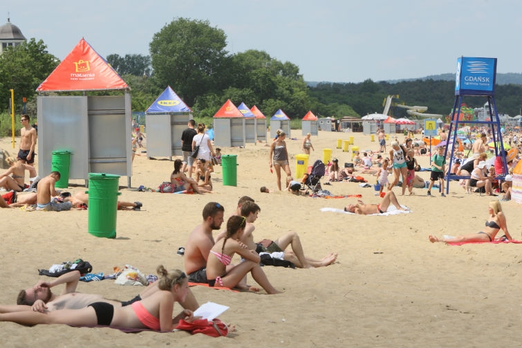 Kąpiel możliwa we wszystkich nadbałtyckich kąpieliskach - GospodarkaMorska.pl