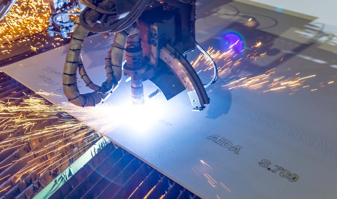 Rozpoczęła się budowa nowego wycieczkowca napędzanego LNG dla AIDA Cruises - GospodarkaMorska.pl