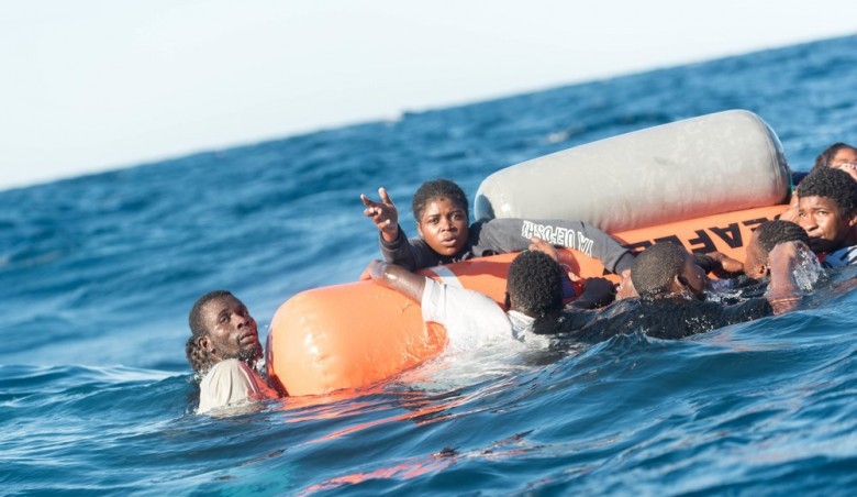 Francja nie radzi sobie z problemami powodowanymi przez masową migrację - GospodarkaMorska.pl