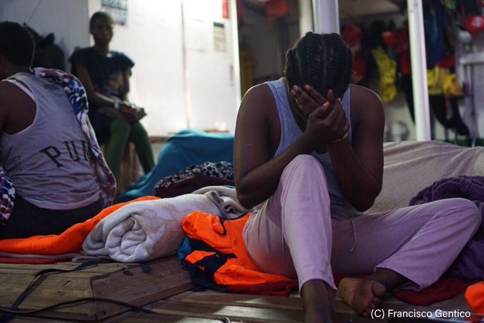 Premier Hiszpanii otwiera port dla statku Open Arms. Załoga: Nie dopłyniemy - GospodarkaMorska.pl