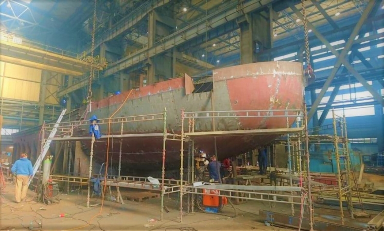 W MSR Gryfia trwa budowa kadłubów dwóch pierwszych lodołamaczy dla Wód Polskich - GospodarkaMorska.pl
