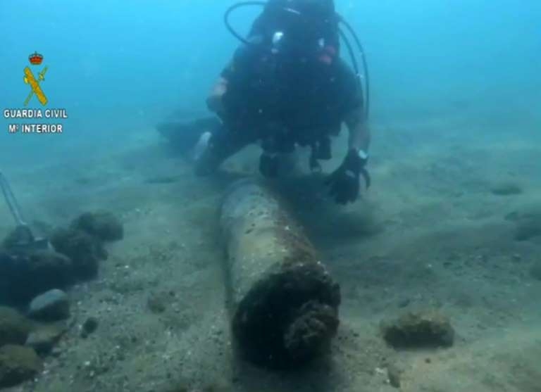 Hiszpania: U brzegów Barcelony zdetonowano bombę z czasów wojny domowej - GospodarkaMorska.pl