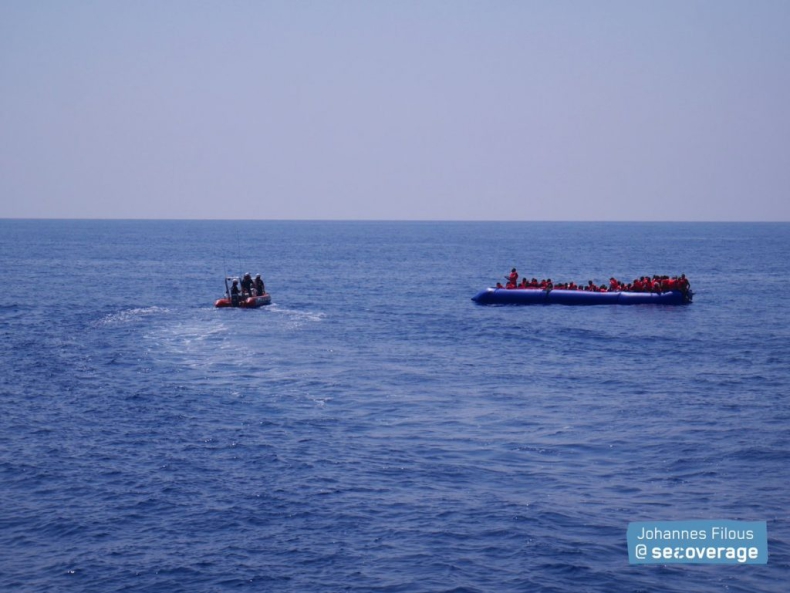 Włoskie MSW zabroniło wstępu statkowi organizacji pozarządowej z migrantami (wideo) - GospodarkaMorska.pl