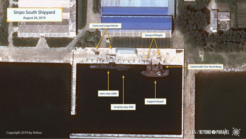 Korea Północna: Zdjęcia satelitarne sugerują, że KRLD buduje nowy okręt podwodny - GospodarkaMorska.pl