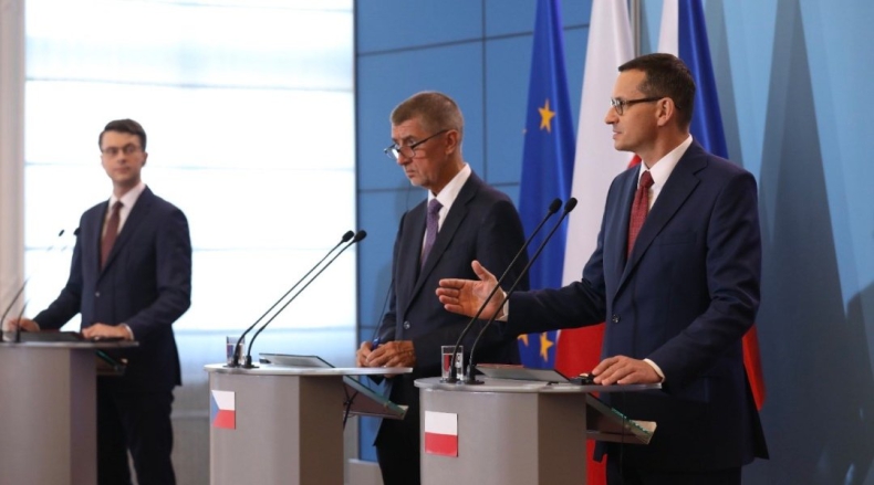 Morawiecki i Babisz zapowiedzieli rozmowy Grupy Wyszechradzkiej, żeby uniknąć „twardego” Brexitu - GospodarkaMorska.pl