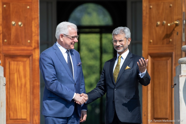 Czaputowicz: Indie są jednym z najważniejszych pozaeuropejskich partnerów Polski - GospodarkaMorska.pl