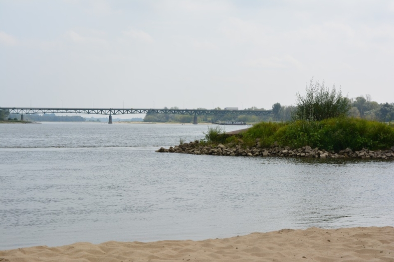 Minister środowiska: Podłączenie awaryjnego rurociągu potrwa od jednego do dwóch tygodni. Straty w Wiśle ogromne - GospodarkaMorska.pl