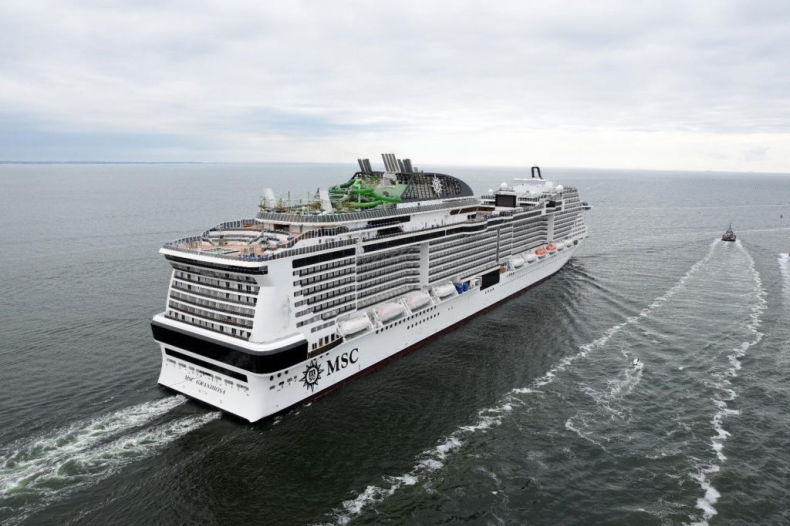 MSC Grandiosa z próbami morskimi na szóstkę (wideo) - GospodarkaMorska.pl