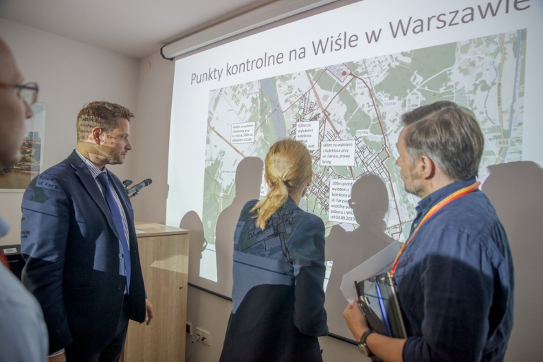 Trzaskowski: Rurociąg powinien zacząć działać w piątek wieczorem - GospodarkaMorska.pl