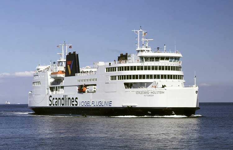 Do Gdańska wpłynął prom Schleswig-Holstein - GospodarkaMorska.pl