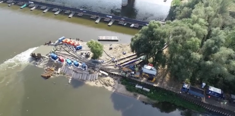 Dworczyk: w tym tygodniu rurociąg na moście pontonowym osiągnie 100 proc. wydajności - GospodarkaMorska.pl