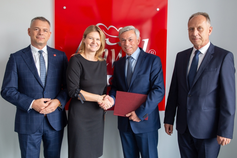 Anwil: Umowa na budowę infrastruktury pomocniczej dla segmentu nawozów - GospodarkaMorska.pl