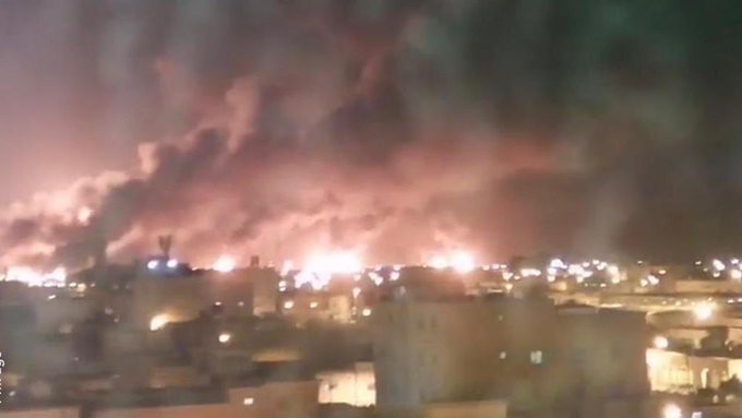 Rebelianci z ruchu Huti przyznają się do ataku dronami na rafinerię w Arabii Saudyjskiej - GospodarkaMorska.pl