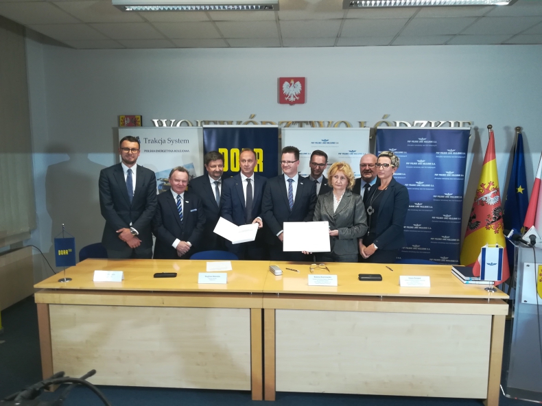 Podpisano umowy na modernizację ponad 100 km magistrali węglowej - GospodarkaMorska.pl