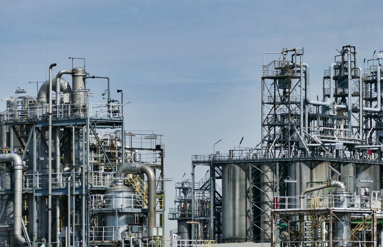 Minister energetyki Arabii Saudyjskiej: Do końca września przywrócona zostanie pełna produkcja ropy - GospodarkaMorska.pl