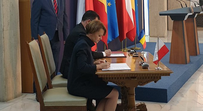 MPiT: Porozumienia o promowaniu i rozwijaniu współpracy między sektorami biznesowymi Polski i Rumunii - GospodarkaMorska.pl