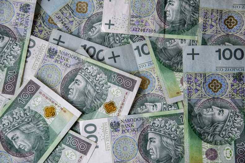 DZIEŃ NA FX/FI: Złoty osłabił się wobec euro i może kontynuować trend - GospodarkaMorska.pl