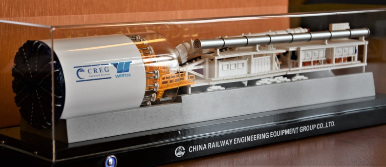 Największa w Polsce maszyna TBM wydrąży tunel po Świną w Świnoujściu - GospodarkaMorska.pl