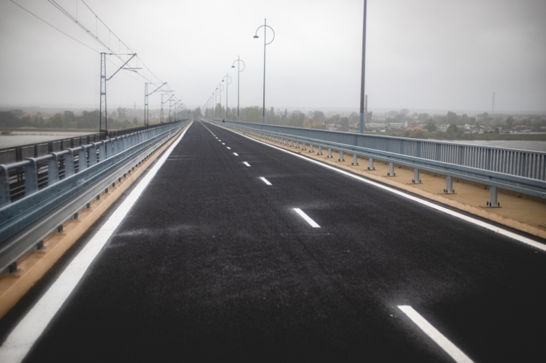 Koniec remontu mostu im. Legionów Piłsudskiego. W Płocku przywrócono ruch pojazdów i pieszych - GospodarkaMorska.pl