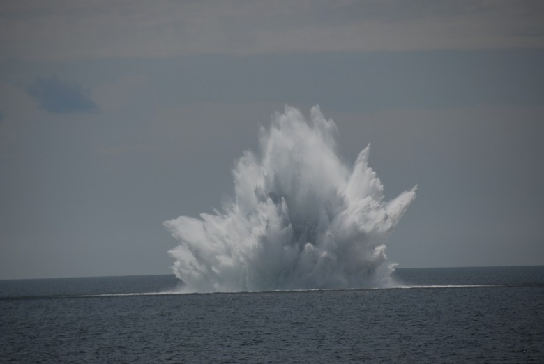 Świnoujście: Trwa akcja wydobycia niewybuchów - GospodarkaMorska.pl