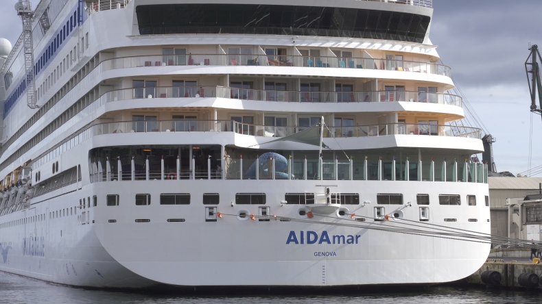 AIDAmar zakończyła sezon wycieczkowców w Porcie Gdynia. W tym roku przypłynęło 118 tys. pasażerów (foto, wideo) - GospodarkaMorska.pl