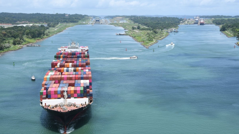 Mniej kontenerowców przekroczyło Kanał Panamski w 2019 roku - GospodarkaMorska.pl