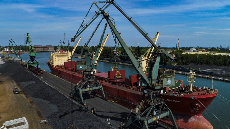 Port Gdański Eksploatacja - najbardziej uniwerslany operator w polskich portach [foto, wideo] - GospodarkaMorska.pl