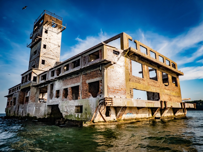 Torpedownia na bulwarze - GospodarkaMorska.pl