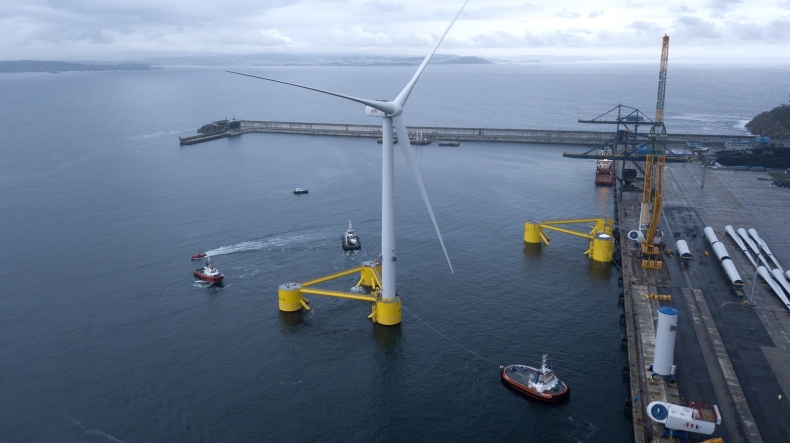 Rozpoczyna się instalacja pierwszej pływającej farmy wiatrowej w Europie kontynentalnej - GospodarkaMorska.pl