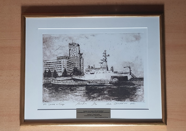Podziękowanie dla załogi OM ORP Błyskawica - GospodarkaMorska.pl