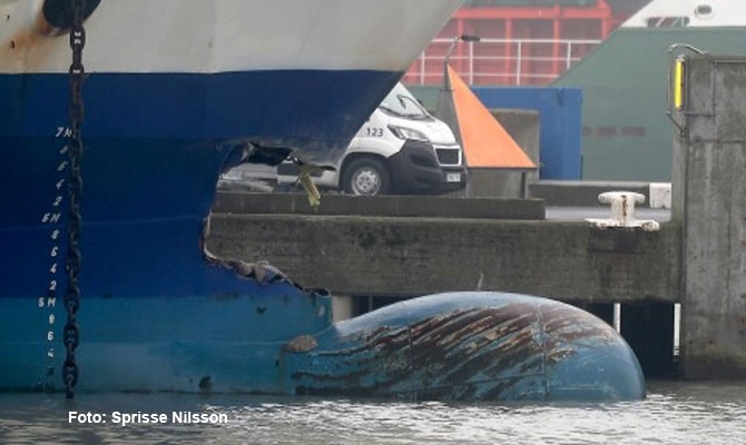 Władze badają przyczynę wypadku polskiego promu w Ystad - GospodarkaMorska.pl