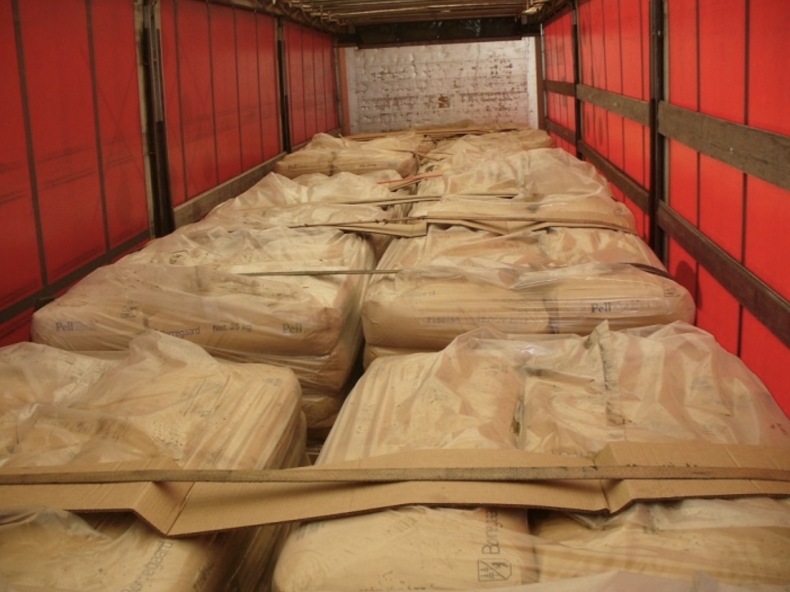 Szczecin: Udaremniono przywóz 48 ton odpadów z Norwegii - GospodarkaMorska.pl