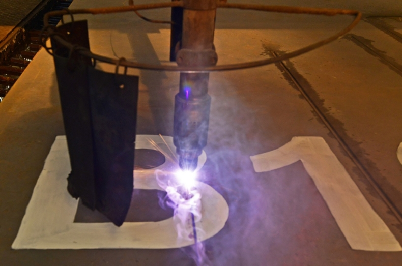 W Gdańsku ruszyła budowa dwóch lodołamaczy - GospodarkaMorska.pl