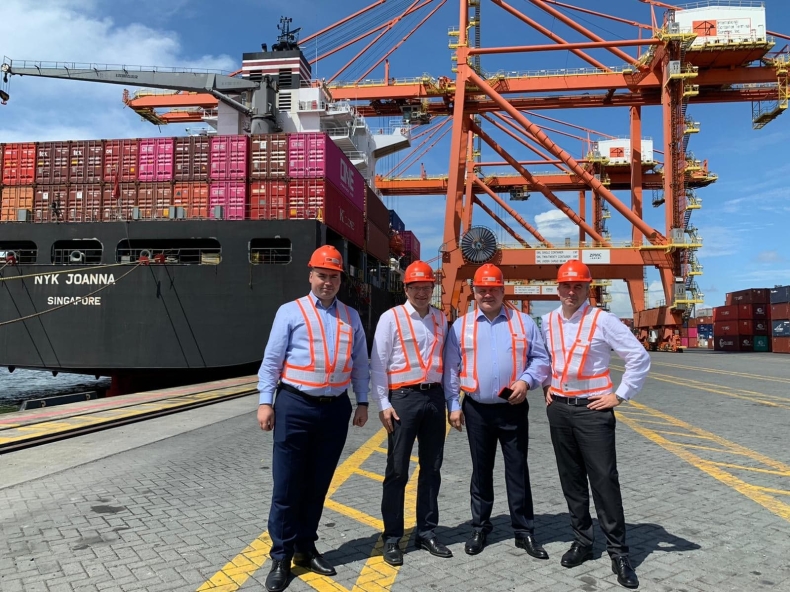 Wizyta przedstawicieli Portu Gdynia w Manili - GospodarkaMorska.pl